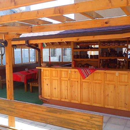 Guest House Nash Dom Kavarna Luaran gambar